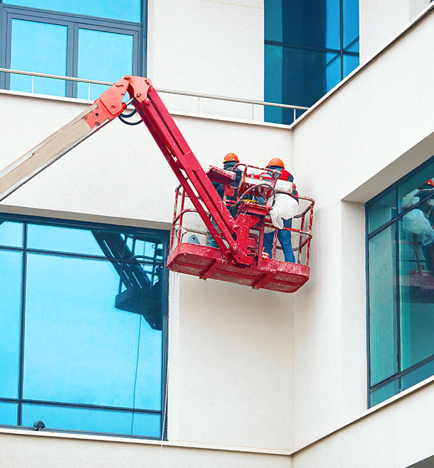Improving commercial exteriors with professional painting services